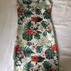Fashion Nova Summer Floral Dress